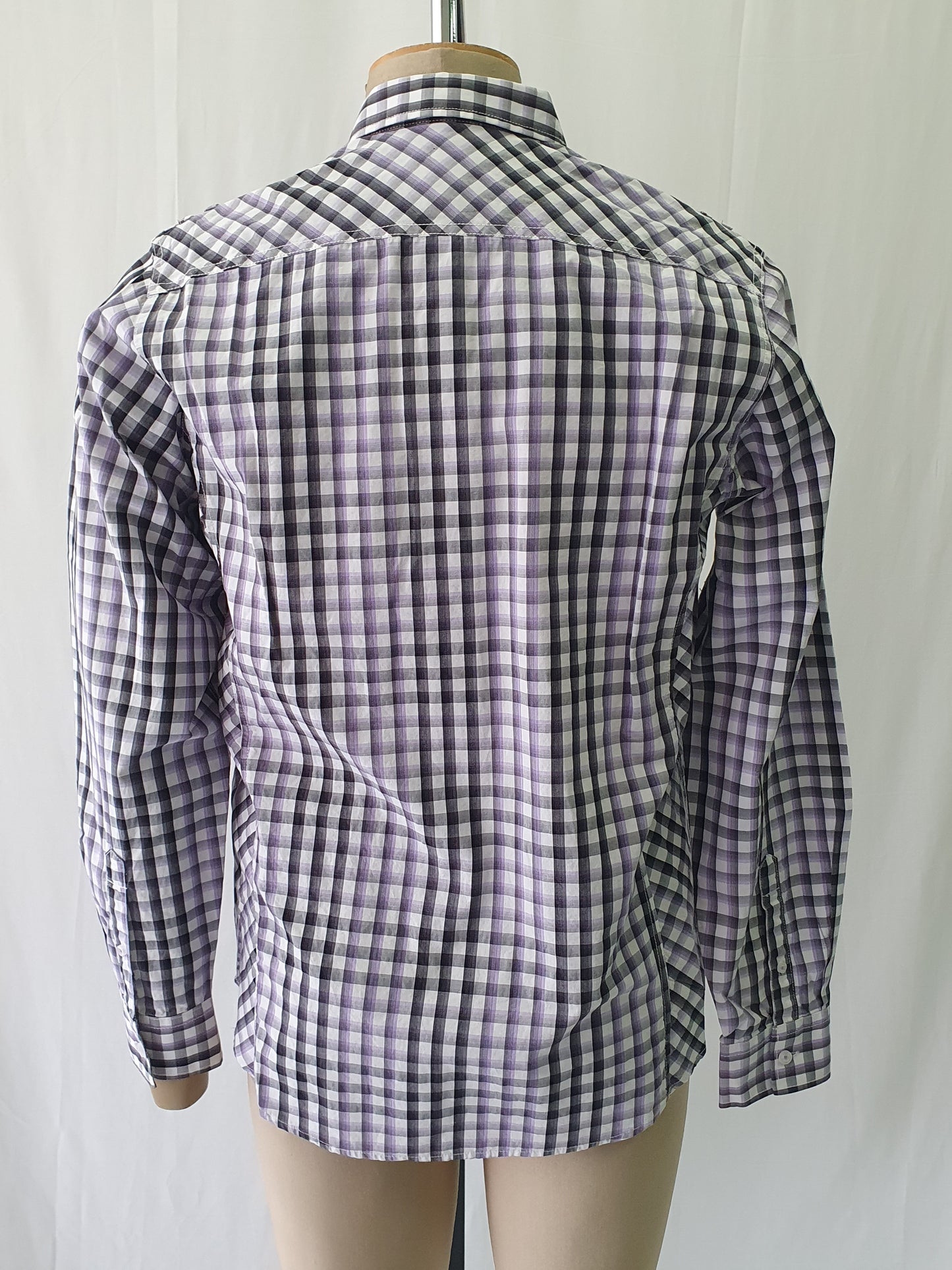 PW5873132s - Pelaco Purple & Black check casual shirt - Slim Fit